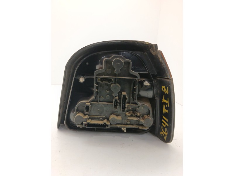 Recambio de piloto trasero izquierdo para volkswagen golf iii (1h1) 1.6 referencia OEM IAM 1H6945111  