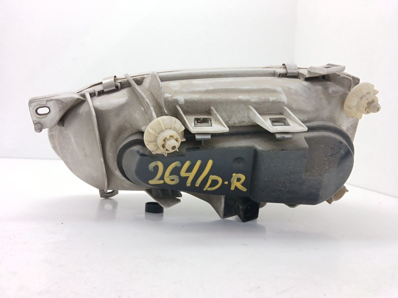 Recambio de faro derecho para volkswagen golf iii (1h1) 1.6 referencia OEM IAM 13917400  