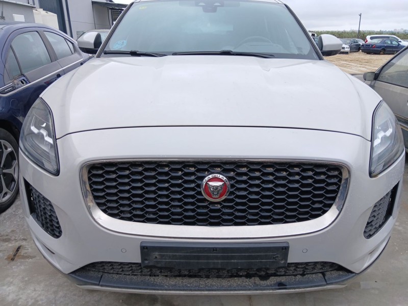 Recambio de paragolpes delantero para jaguar f-pace (x761) 2.0 td4 awd referencia OEM IAM   