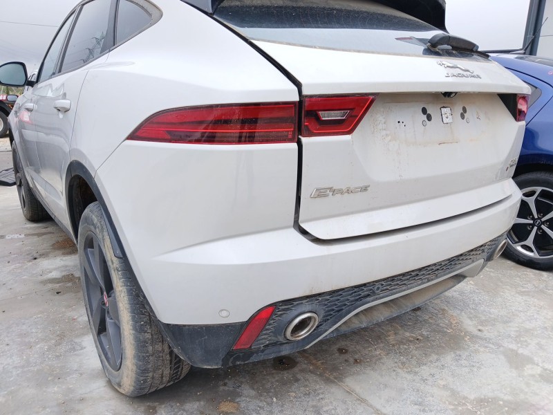 Recambio de paragolpes trasero para jaguar f-pace (x761) 2.0 td4 awd referencia OEM IAM   
							