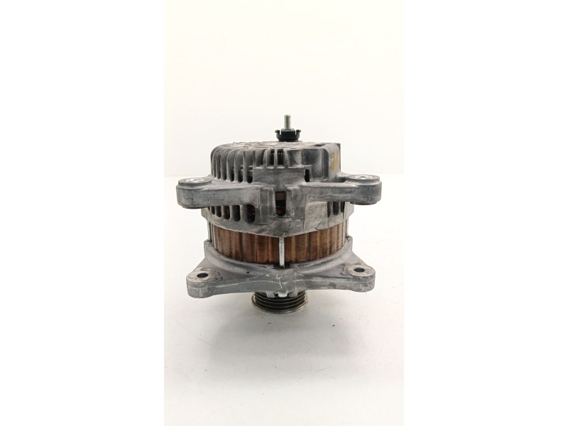 Recambio de alternador para nissan juke (f15) 1.6 referencia OEM IAM 231001KA1A  