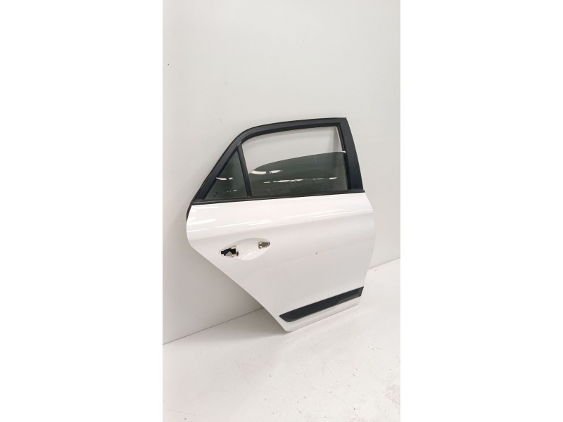 Recambio de puerta trasera derecha para hyundai i20 i (pb, pbt) 1.4 crdi referencia OEM IAM   