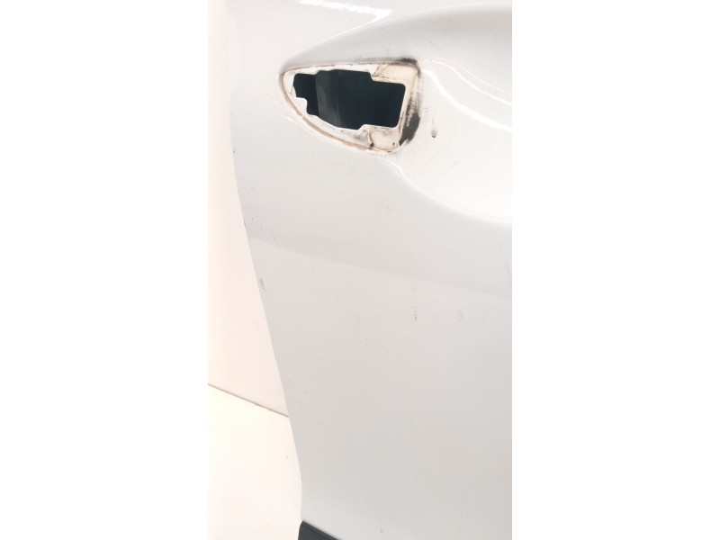 Recambio de puerta delantera derecha para hyundai i20 i (pb, pbt) 1.4 crdi referencia OEM IAM   