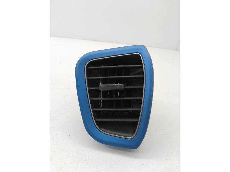 Recambio de rejilla aireadora para hyundai i20 ii (gb, ib) 1.4 crdi referencia OEM IAM   
