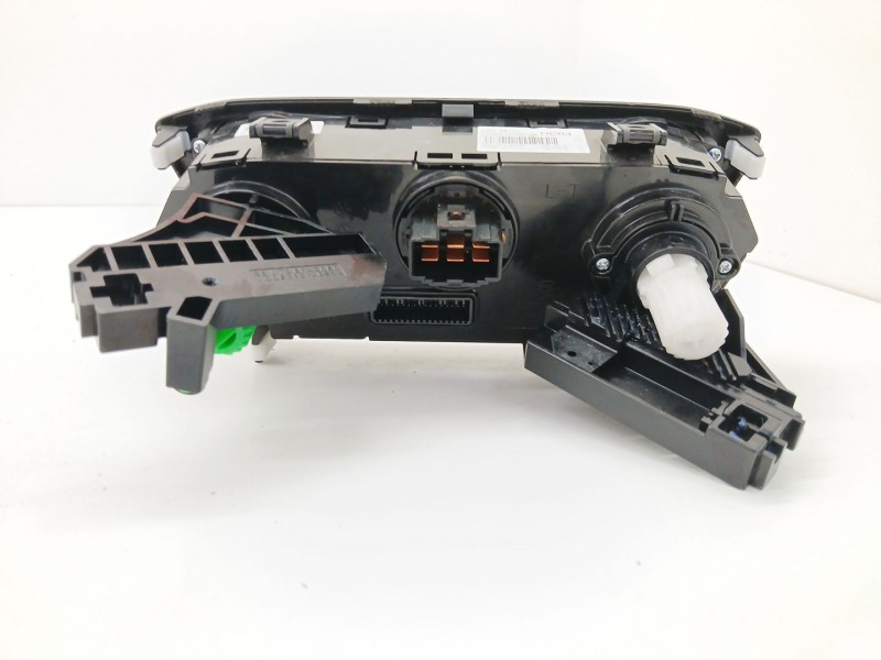 Recambio de mando climatizador para hyundai i20 ii (gb, ib) 1.4 crdi referencia OEM IAM 97250C8031  
