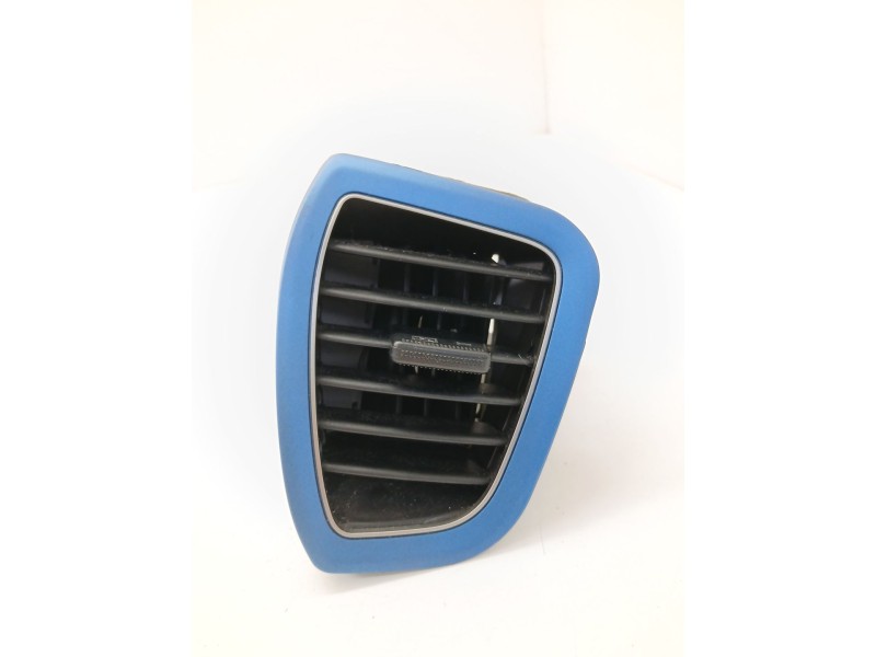Recambio de rejilla aireadora para hyundai i20 ii (gb, ib) 1.4 crdi referencia OEM IAM   