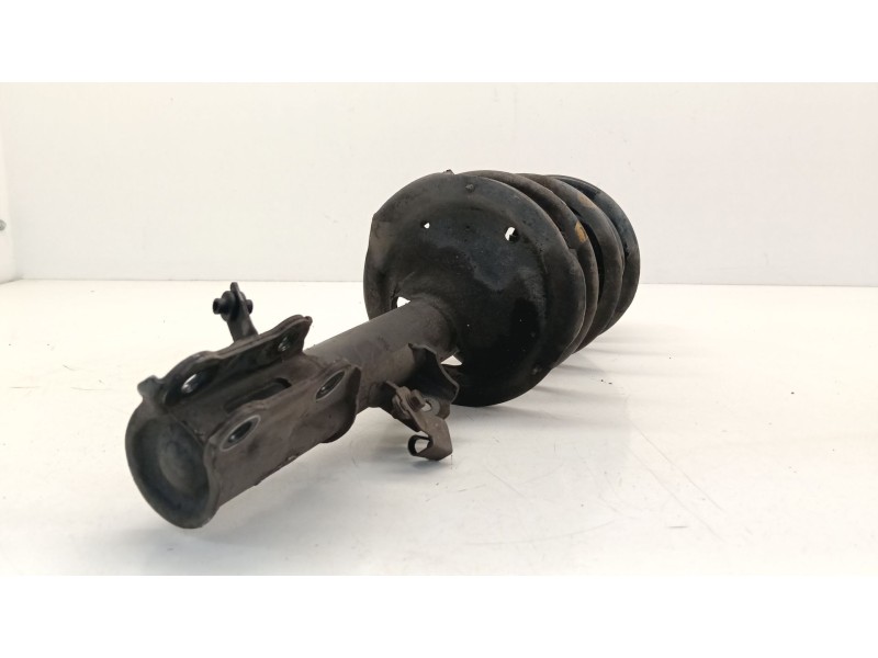 Recambio de amortiguador delantero derecho para hyundai i20 i (pb, pbt) 1.4 crdi referencia OEM IAM   