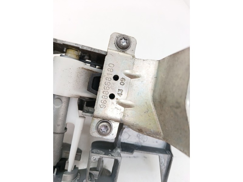 Recambio de maneta exterior delantera izquierda para peugeot 5008 (0u_, 0e_) 2.0 hdi 150 / bluehdi 150 referencia OEM IAM 968866