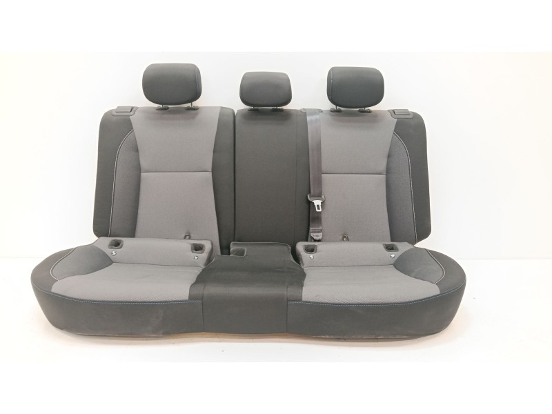 Recambio de asientos traseros para hyundai i20 ii (gb, ib) 1.4 crdi referencia OEM IAM   