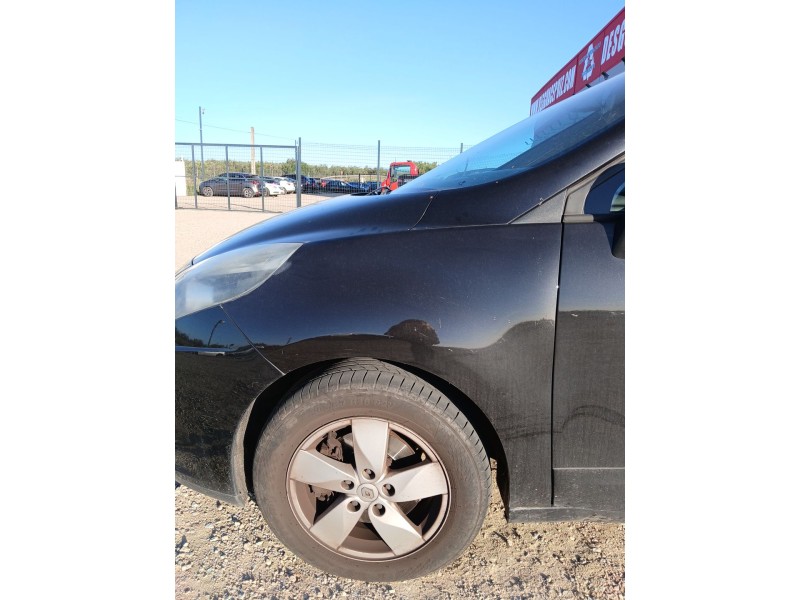 Recambio de aleta delantera izquierda para renault scénic iii (jz0/1_) 1.5 dci referencia OEM IAM   