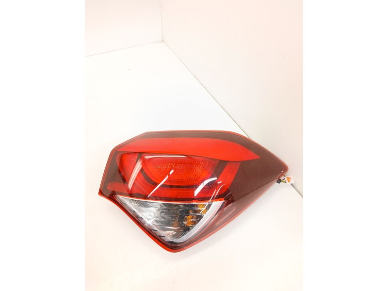 Recambio de piloto trasero derecho para hyundai i20 ii (gb, ib) 1.4 crdi referencia OEM IAM 92402C8000  