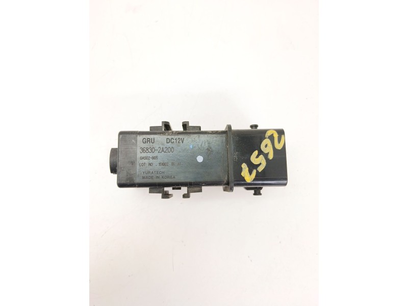 Recambio de caja precalentamiento para hyundai i20 ii (gb, ib) 1.4 crdi referencia OEM IAM 368302A200  