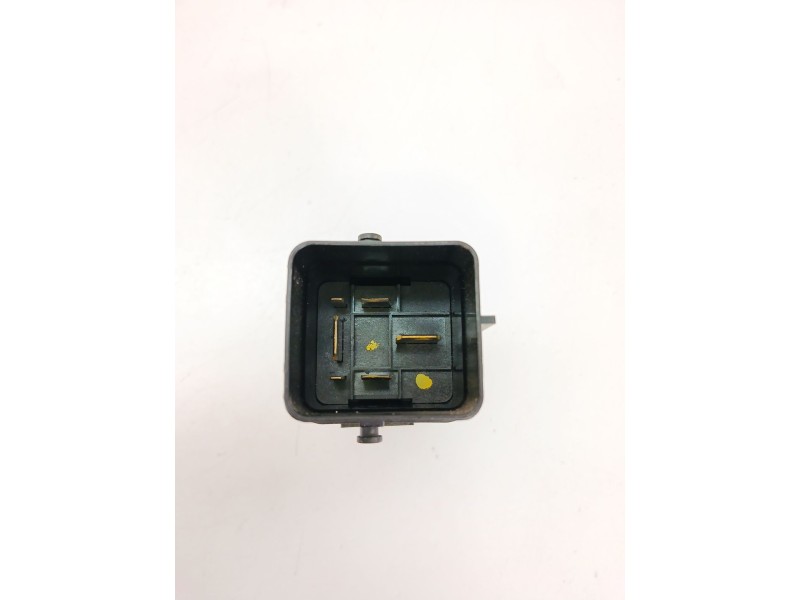 Recambio de caja precalentamiento para hyundai i20 ii (gb, ib) 1.4 crdi referencia OEM IAM 368302A200  