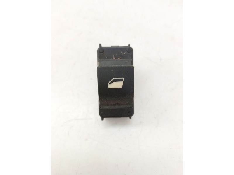Recambio de mando elevalunas trasero derecho para peugeot 5008 (0u_, 0e_) 2.0 hdi 150 / bluehdi 150 referencia OEM IAM 301703080
							