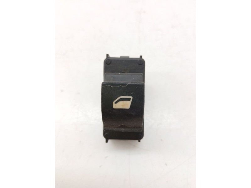 Recambio de mando elevalunas delantero derecho para peugeot 5008 (0u_, 0e_) 2.0 hdi 150 / bluehdi 150 referencia OEM IAM 3017030