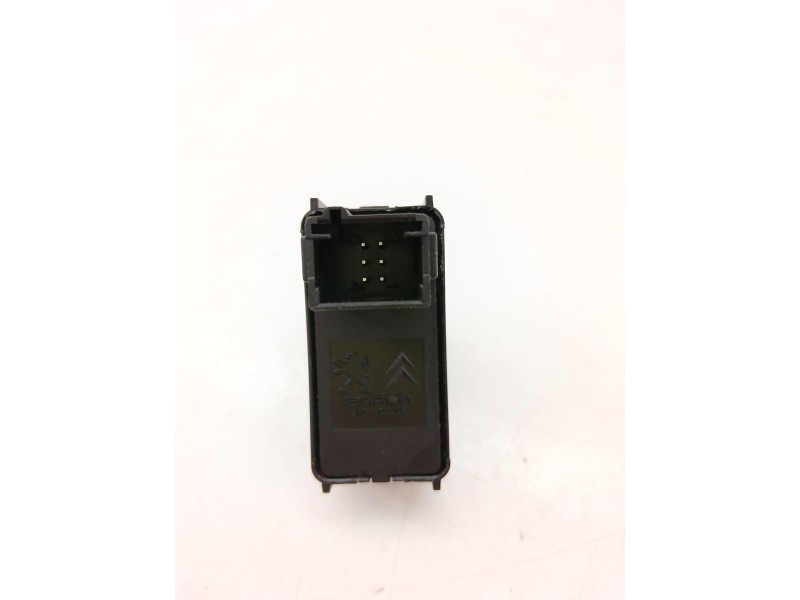 Recambio de mando elevalunas delantero derecho para peugeot 5008 (0u_, 0e_) 2.0 hdi 150 / bluehdi 150 referencia OEM IAM 3017030