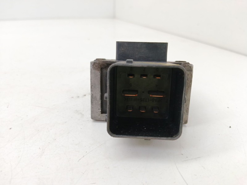 Recambio de caja precalentamiento para peugeot 5008 (0u_, 0e_) 2.0 hdi 150 / bluehdi 150 referencia OEM IAM 9663824880  
							