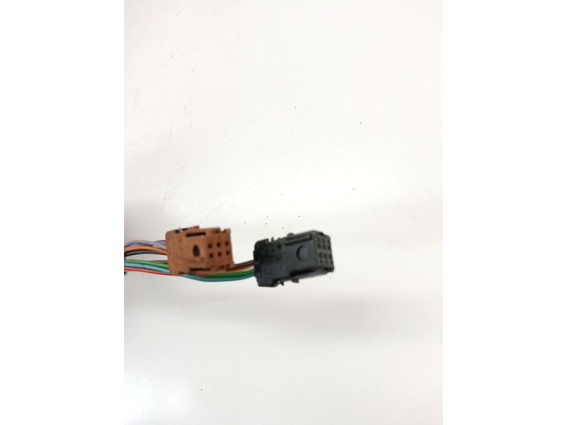 Recambio de retrovisor derecho para peugeot 5008 (0u_, 0e_) 2.0 hdi 150 / bluehdi 150 referencia OEM IAM   