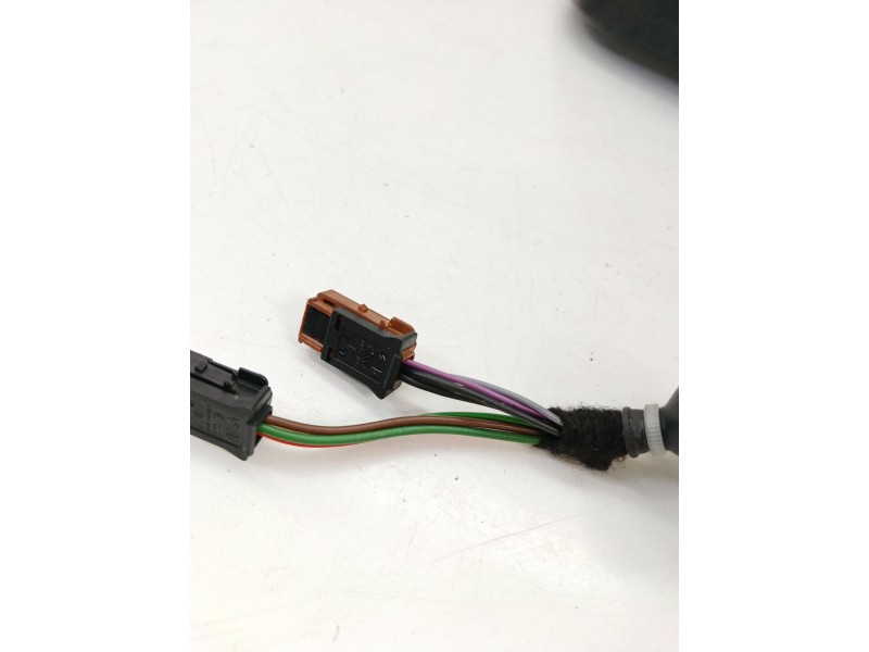 Recambio de retrovisor derecho para peugeot 5008 (0u_, 0e_) 2.0 hdi 150 / bluehdi 150 referencia OEM IAM   