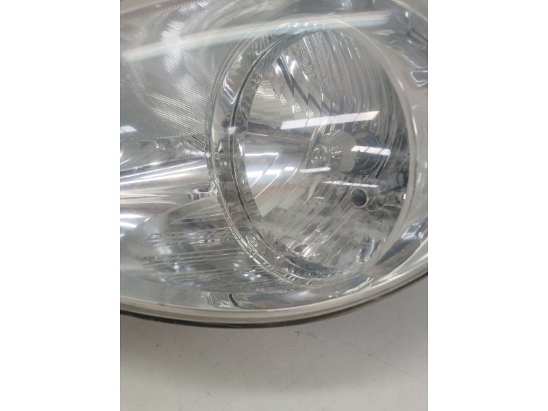 Recambio de faro izquierdo para hyundai i20 i (pb, pbt) 1.4 crdi referencia OEM IAM 921014P000  