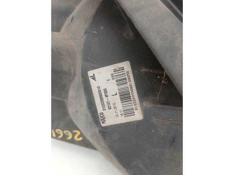 Recambio de faro izquierdo para hyundai i20 i (pb, pbt) 1.4 crdi referencia OEM IAM 921014P000  