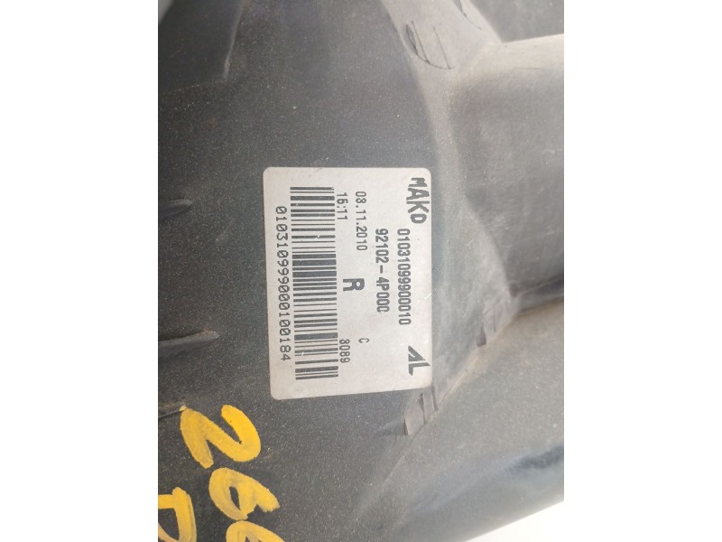 Recambio de faro derecho para hyundai i20 i (pb, pbt) 1.4 crdi referencia OEM IAM 921024P000  
