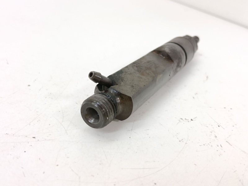 Recambio de inyector para seat leon (1m1) 1.9 tdi referencia OEM IAM 028130201T  