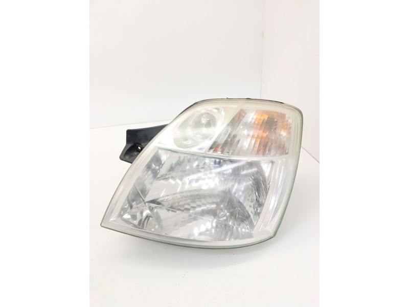 Recambio de faro izquierdo para kia picanto i (sa) 1.1 referencia OEM IAM 92101070  