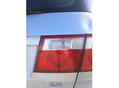 Recambio de piloto trasero derecho interior para kia carens iii monospace (un) 2.0 crdi 140 referencia OEM IAM   
