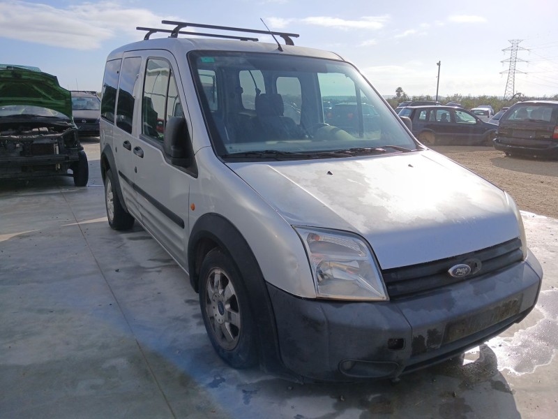 ford tourneo connect del año 2002
							