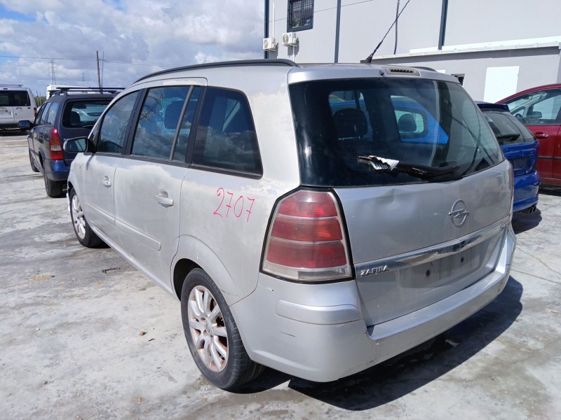 opel zafira / zafira family b (a05) del año 2007
							