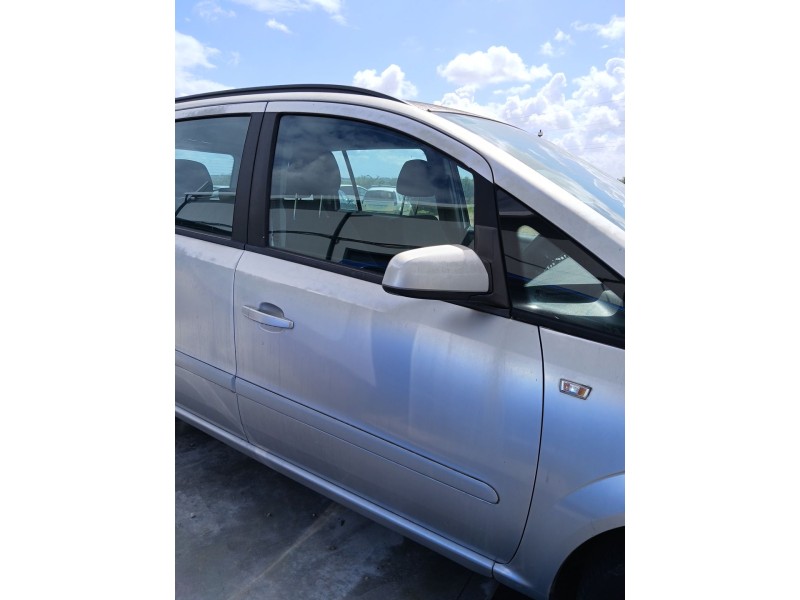 Recambio de puerta delantera derecha para opel zafira / zafira family b (a05) 1.9 cdti (m75) referencia OEM IAM   
