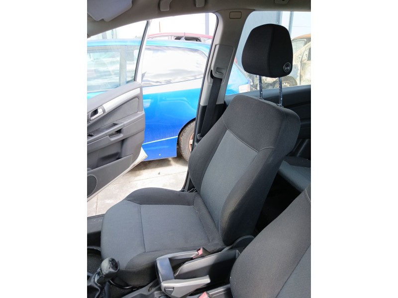 Recambio de asiento delantero derecho para opel zafira / zafira family b (a05) 1.9 cdti (m75) referencia OEM IAM   