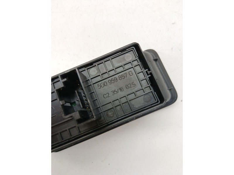 Recambio de mando elevalunas delantero izquierdo para seat ateca (kh7, khp) 1.6 tdi referencia OEM IAM 5G0959857  