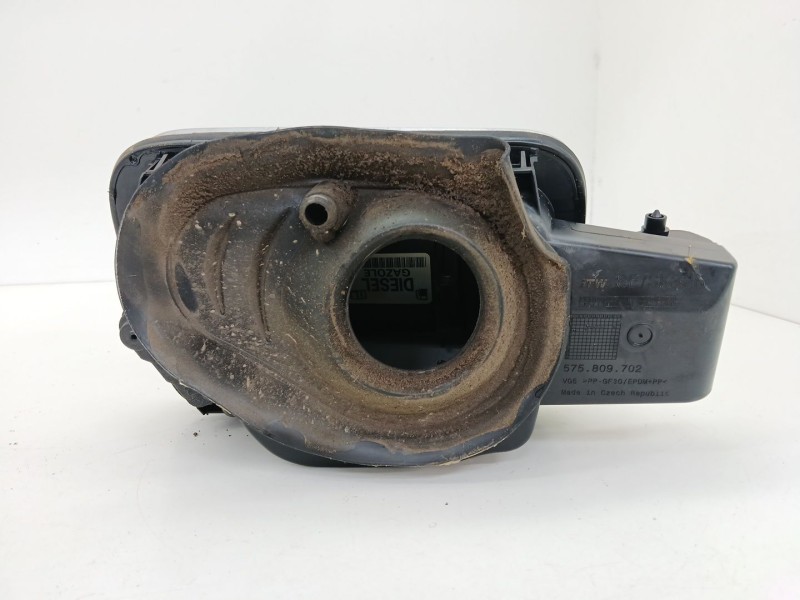 Recambio de tapa exterior combustible para seat ateca (kh7, khp) 1.6 tdi referencia OEM IAM   
							