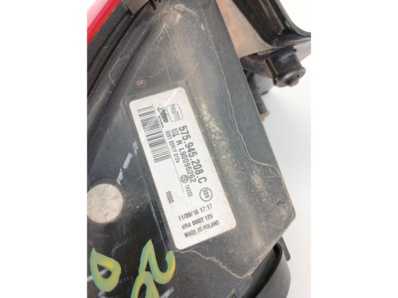 Recambio de piloto trasero derecho para seat ateca (kh7, khp) 1.6 tdi referencia OEM IAM 575945208C  
							