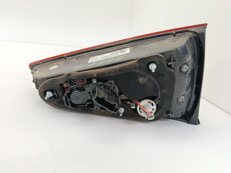 Recambio de piloto trasero izquierdo interior para seat ateca (kh7, khp) 1.6 tdi referencia OEM IAM 575945307B  
							
