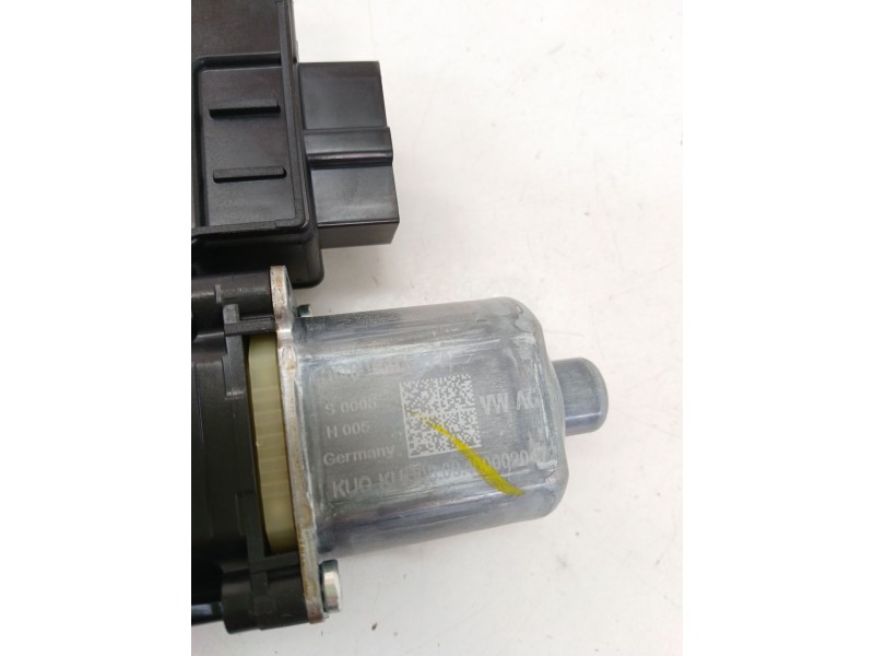 Recambio de motor elevalunas trasero izquierdo para seat ateca (kh7, khp) 1.6 tdi referencia OEM IAM 5Q0959811A  
							
