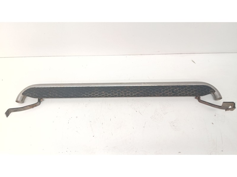 Recambio de estribo para nissan terrano ii (r20) 2.7 tdi 4wd referencia OEM IAM   