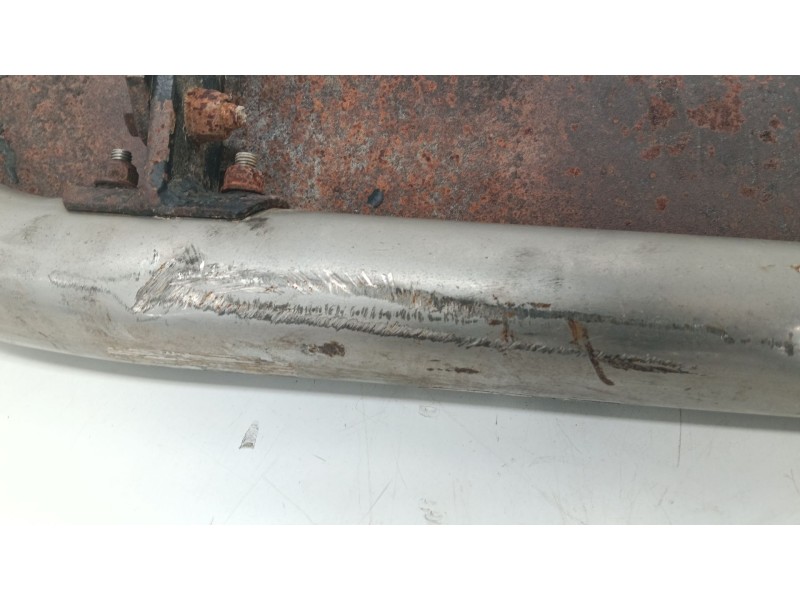 Recambio de estribo para nissan terrano ii (r20) 2.7 tdi 4wd referencia OEM IAM   
							