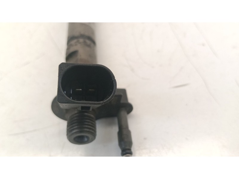Recambio de inyector para bmw x3 (e83) 2.0 sd referencia OEM IAM 779787705  