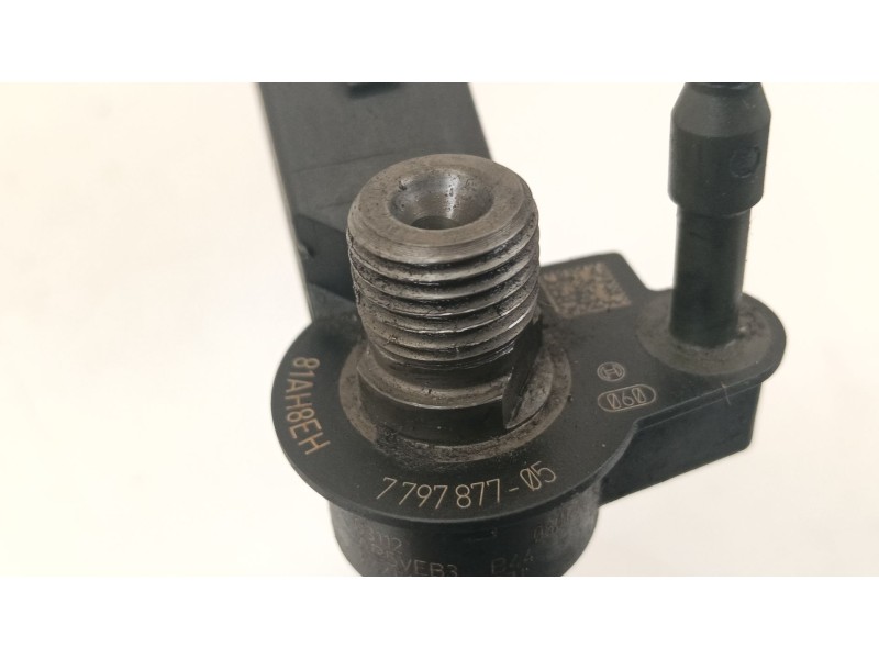 Recambio de inyector para bmw x3 (e83) 2.0 sd referencia OEM IAM 779787705  