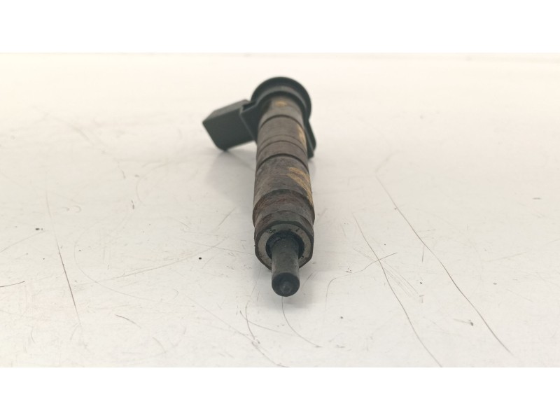 Recambio de inyector para bmw x3 (e83) 2.0 sd referencia OEM IAM 779787705  
							
