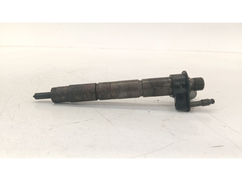 Recambio de inyector para bmw x3 (e83) 2.0 sd referencia OEM IAM 779787705  