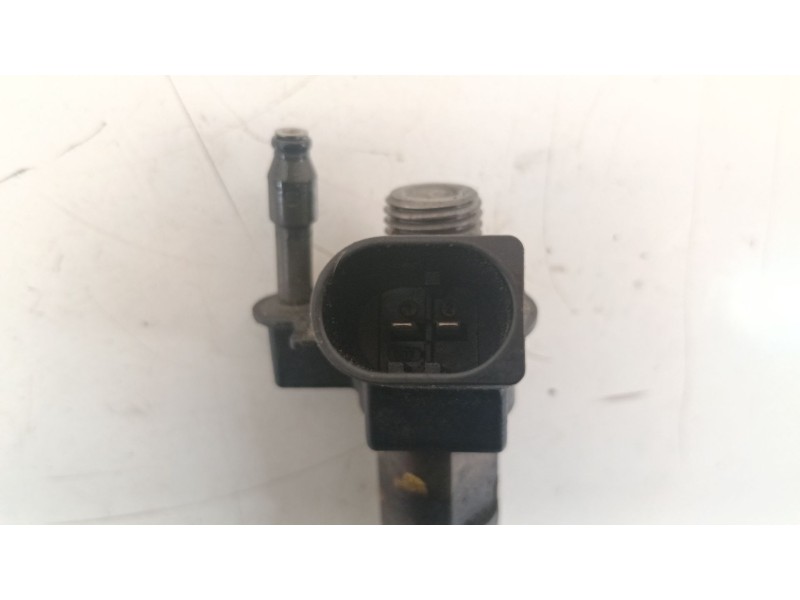 Recambio de inyector para bmw x3 (e83) 2.0 sd referencia OEM IAM 779787705  
							