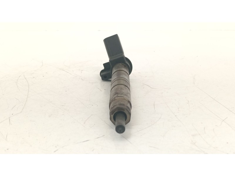 Recambio de inyector para bmw x3 (e83) 2.0 sd referencia OEM IAM 779787705  
							