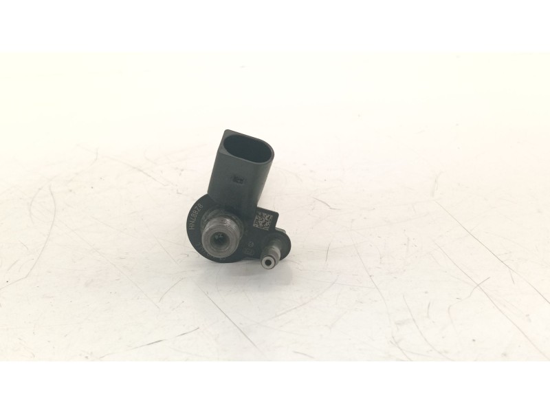 Recambio de inyector para bmw x3 (e83) 2.0 sd referencia OEM IAM 779787705  