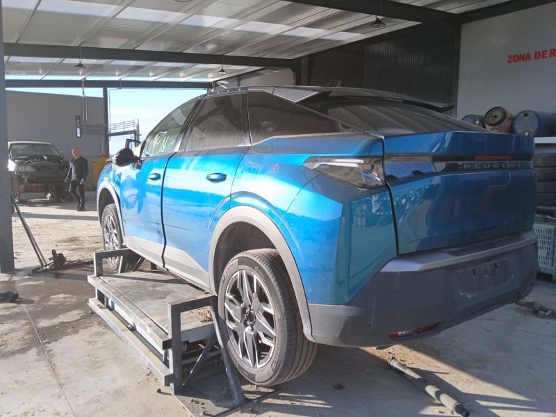 peugeot 3008 iii (ka_, kb_, kc_) hybrid 1.2 136 (2023 - 0) del año 2023