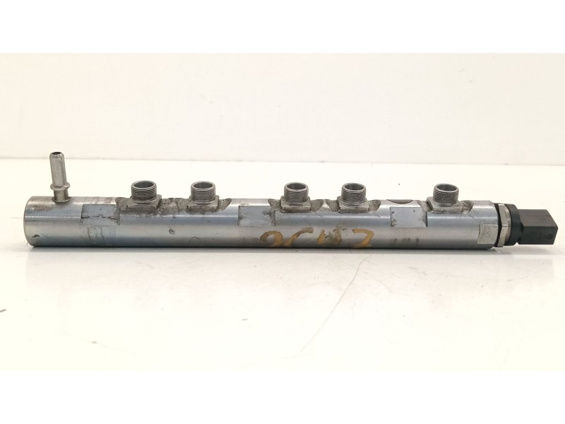 Recambio de rampa inyectora para bmw x3 (e83) 2.0 sd referencia OEM IAM 780912801  
							