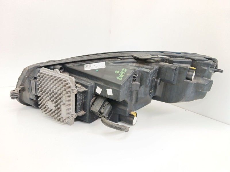 Recambio de faro derecho para jaguar e-pace (x540) 2.0 d180 awd referencia OEM IAM J9C313W029E  